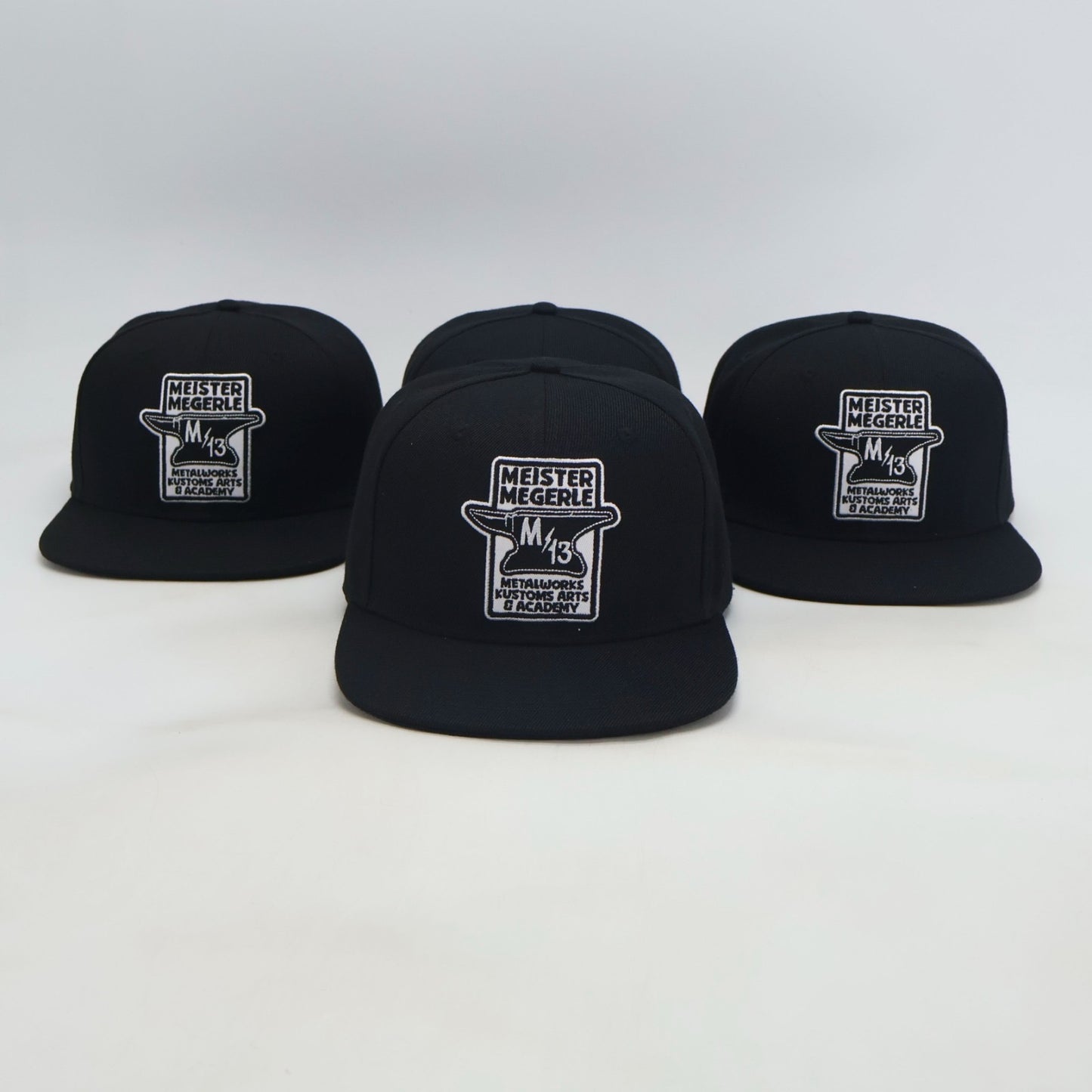 M13 Classic Cap – Black Edition