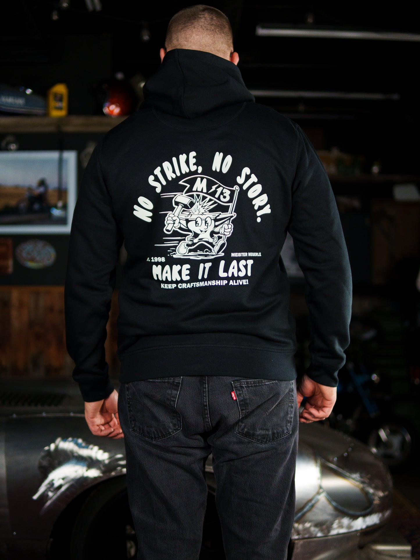 Hoodie "No Strike - No Story" black
