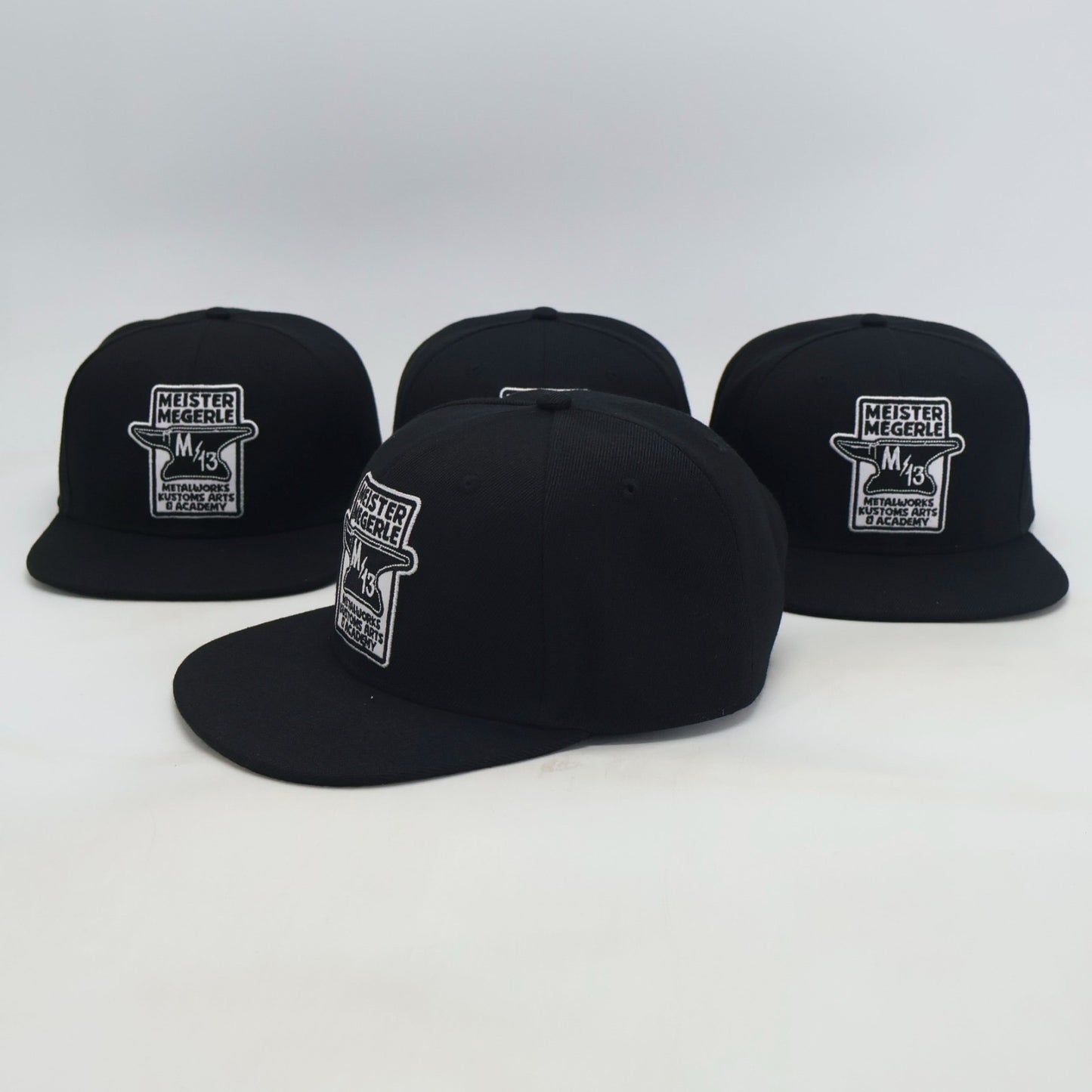 M13 Classic Cap – Black Edition