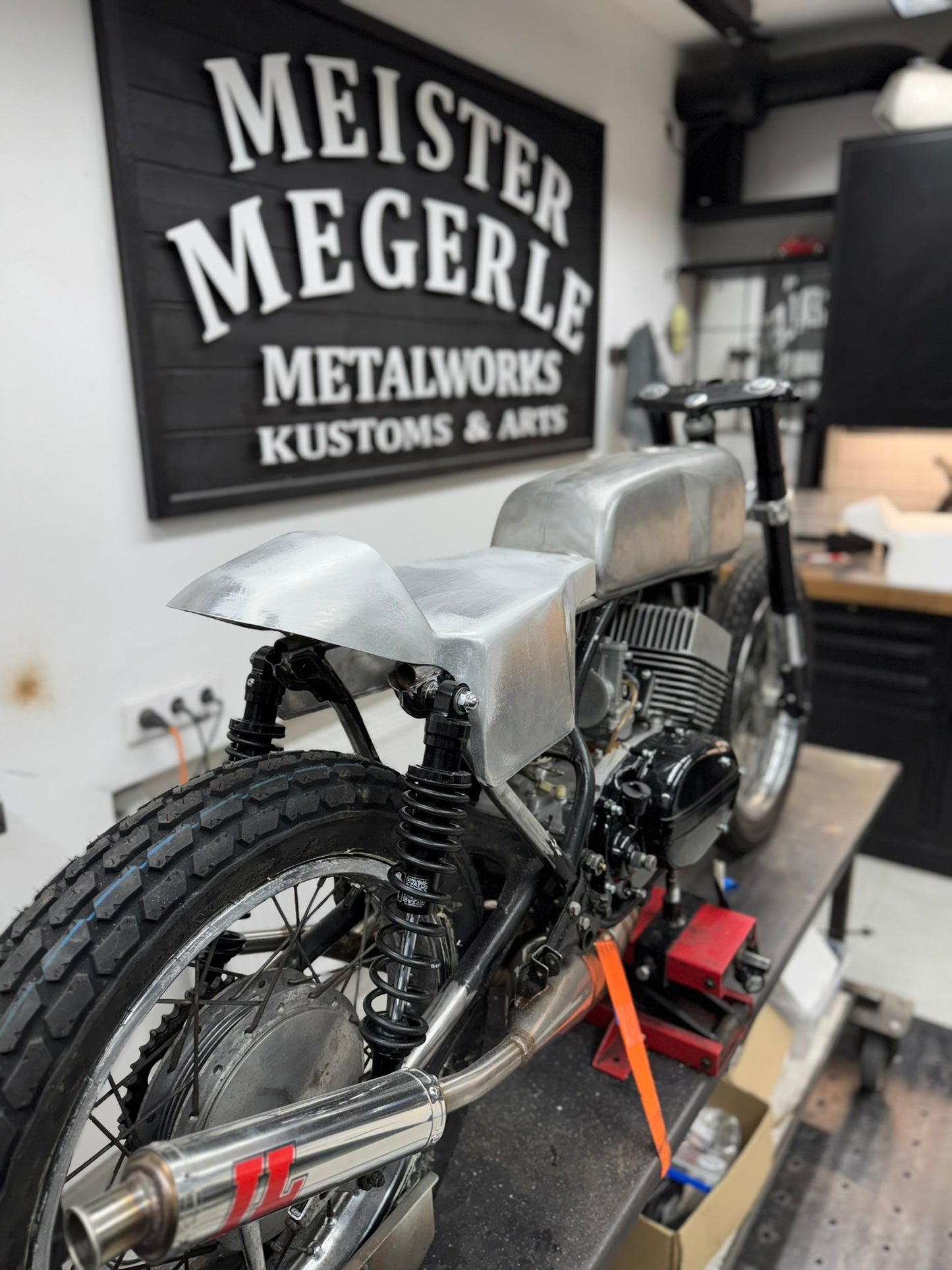 Motorrad-Umbauten – Maßgeschneiderte Metallarbeiten für dein Custom-Bike.