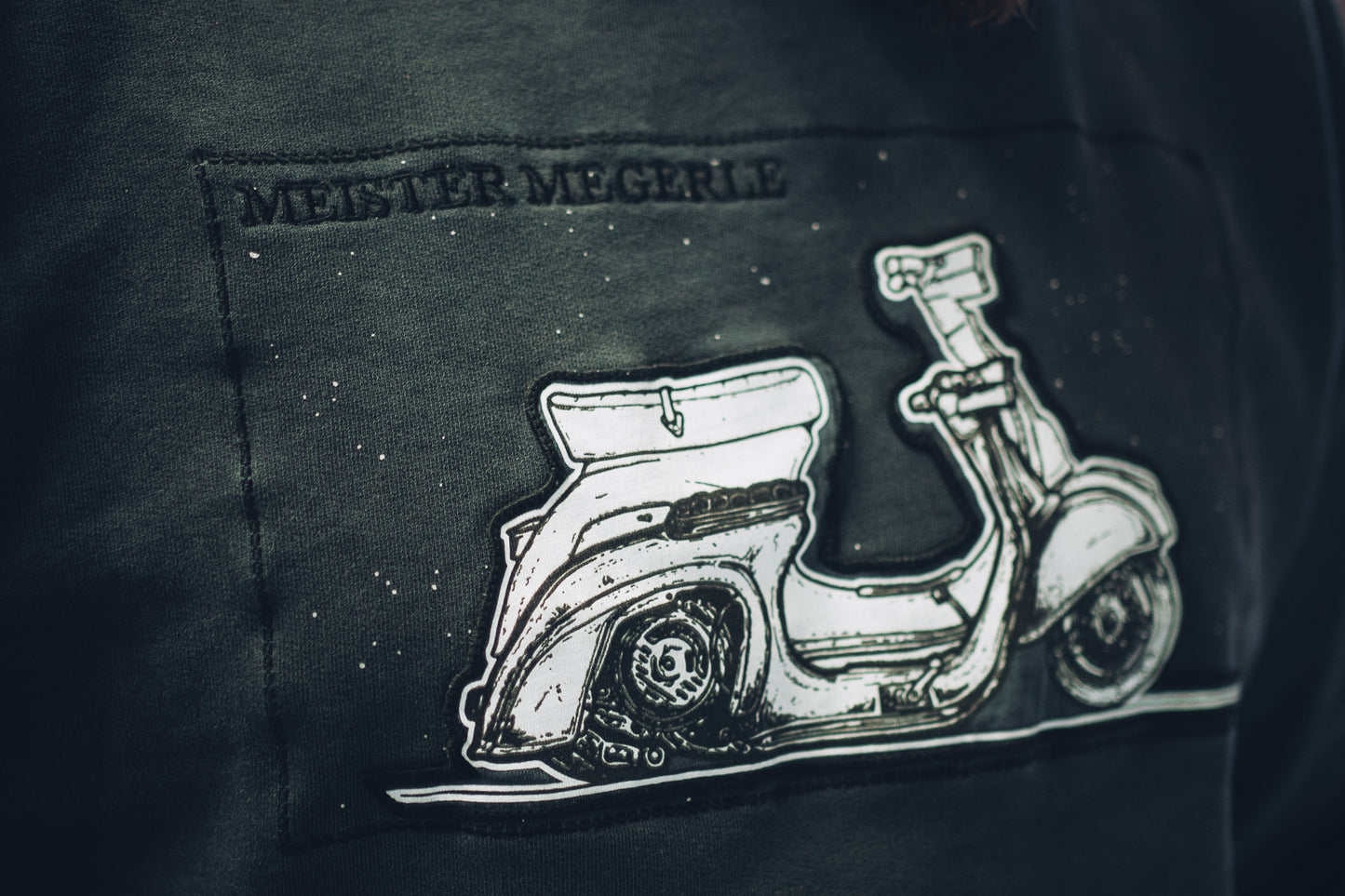 Sweater Black Acid Washed.