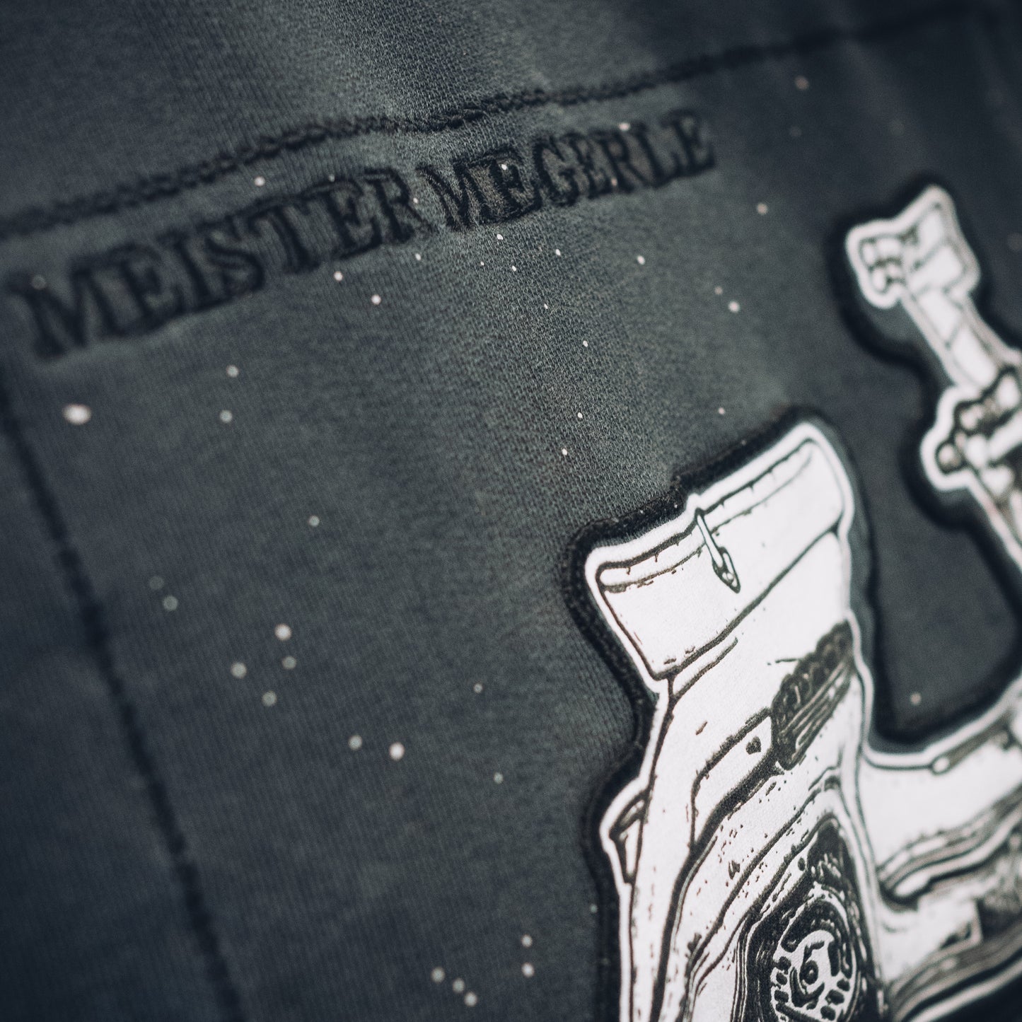 Sweater Black Acid Washed.