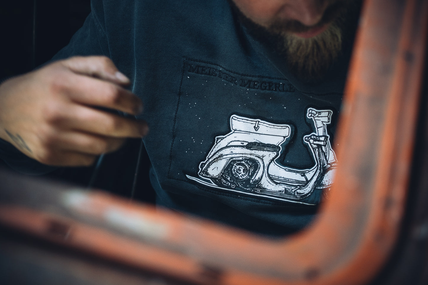 Sweater Black Acid Washed.