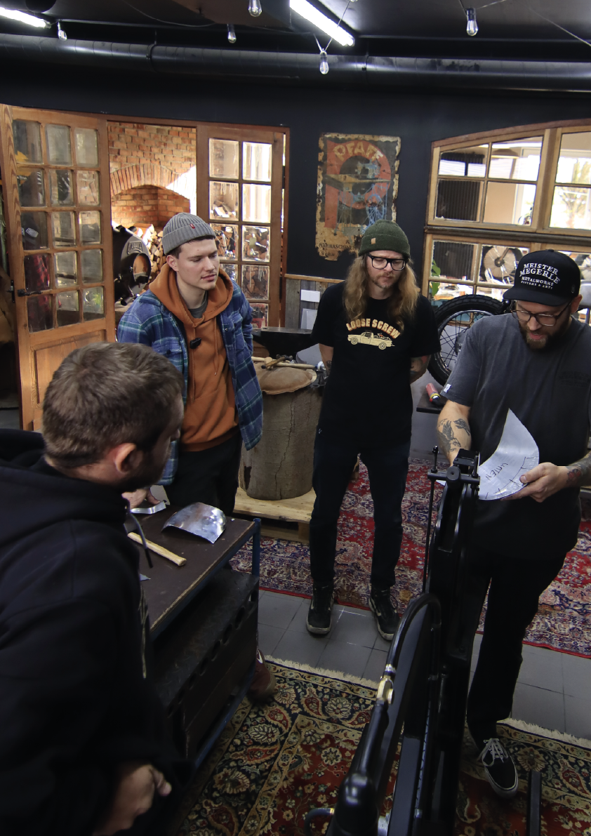 Individuelle Schulungen & Trainings in Metallbau und Blechbearbeitung