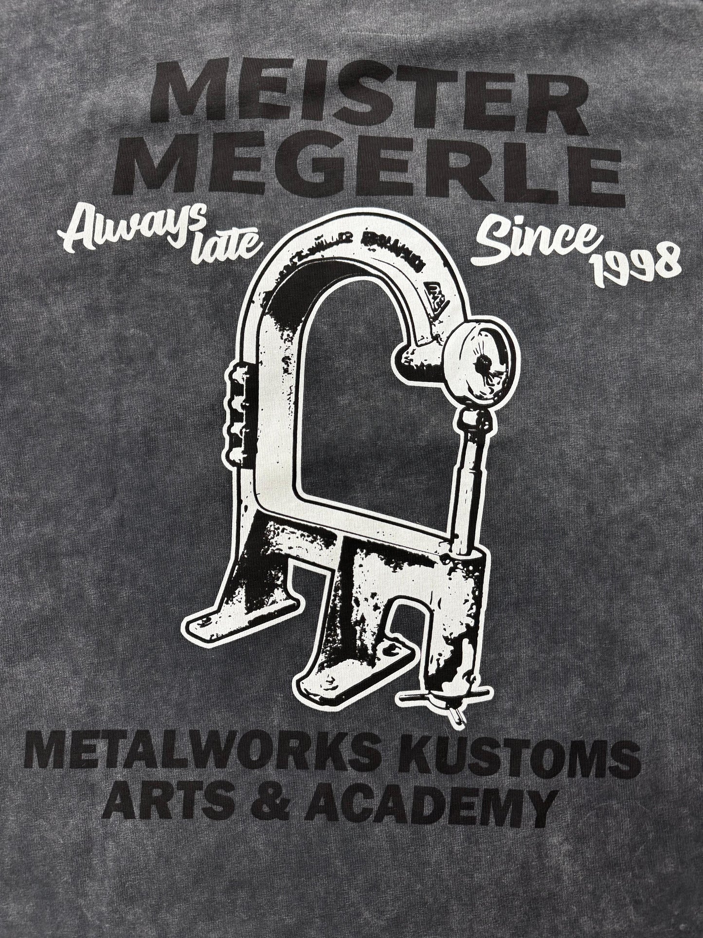 "English Wheel" T-Shirt Black Acid Wash