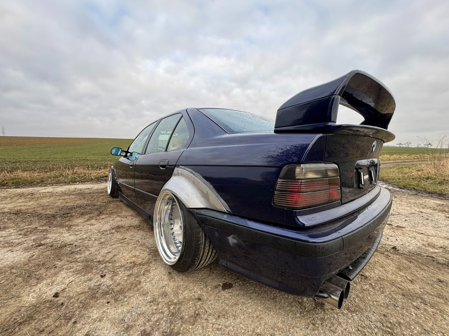 Theoretischer Kurs: Radlaufverbreiterung Stage 2 anhand eines BMW E36