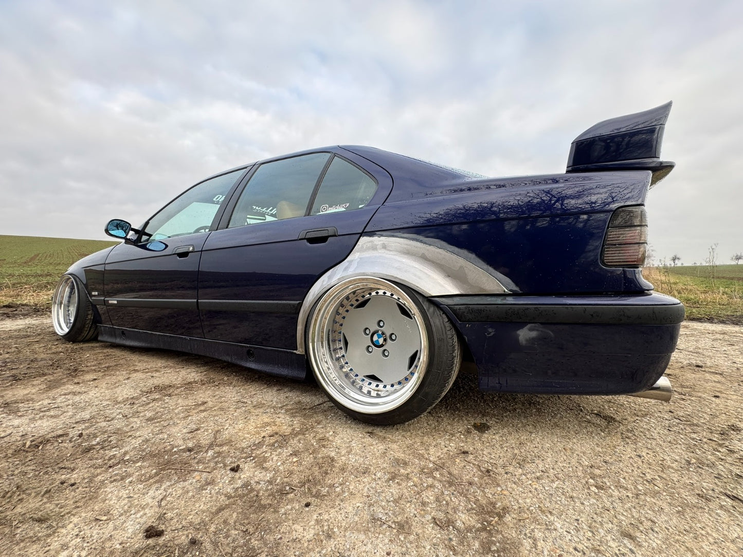 Theoretischer Kurs: Radlaufverbreiterung Stage 2 anhand eines BMW E36